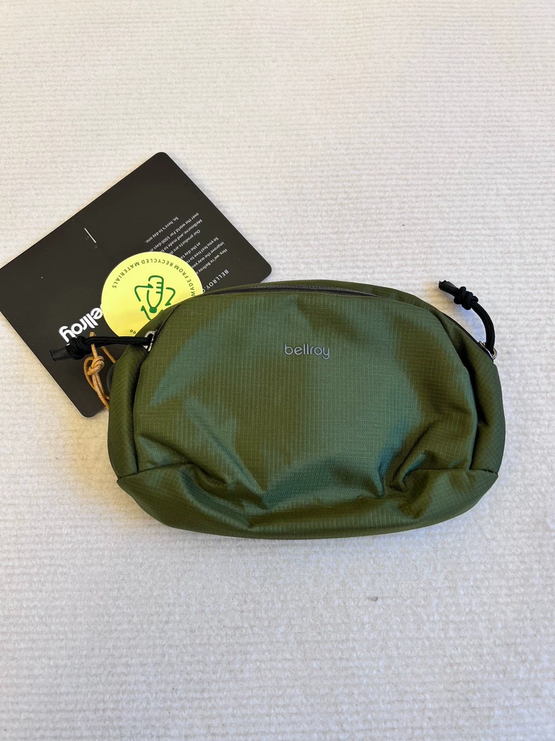 Сумка-органайзер Bellroy Ventu – обзор и цена Tech Accessories Organizer Pouch
