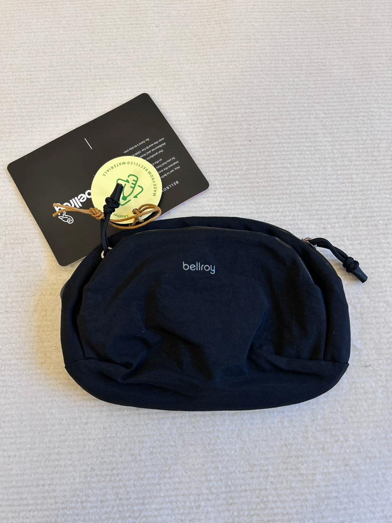 Сумка-органайзер Bellroy Ventu – обзор и цена Tech Accessories Organizer Pouch